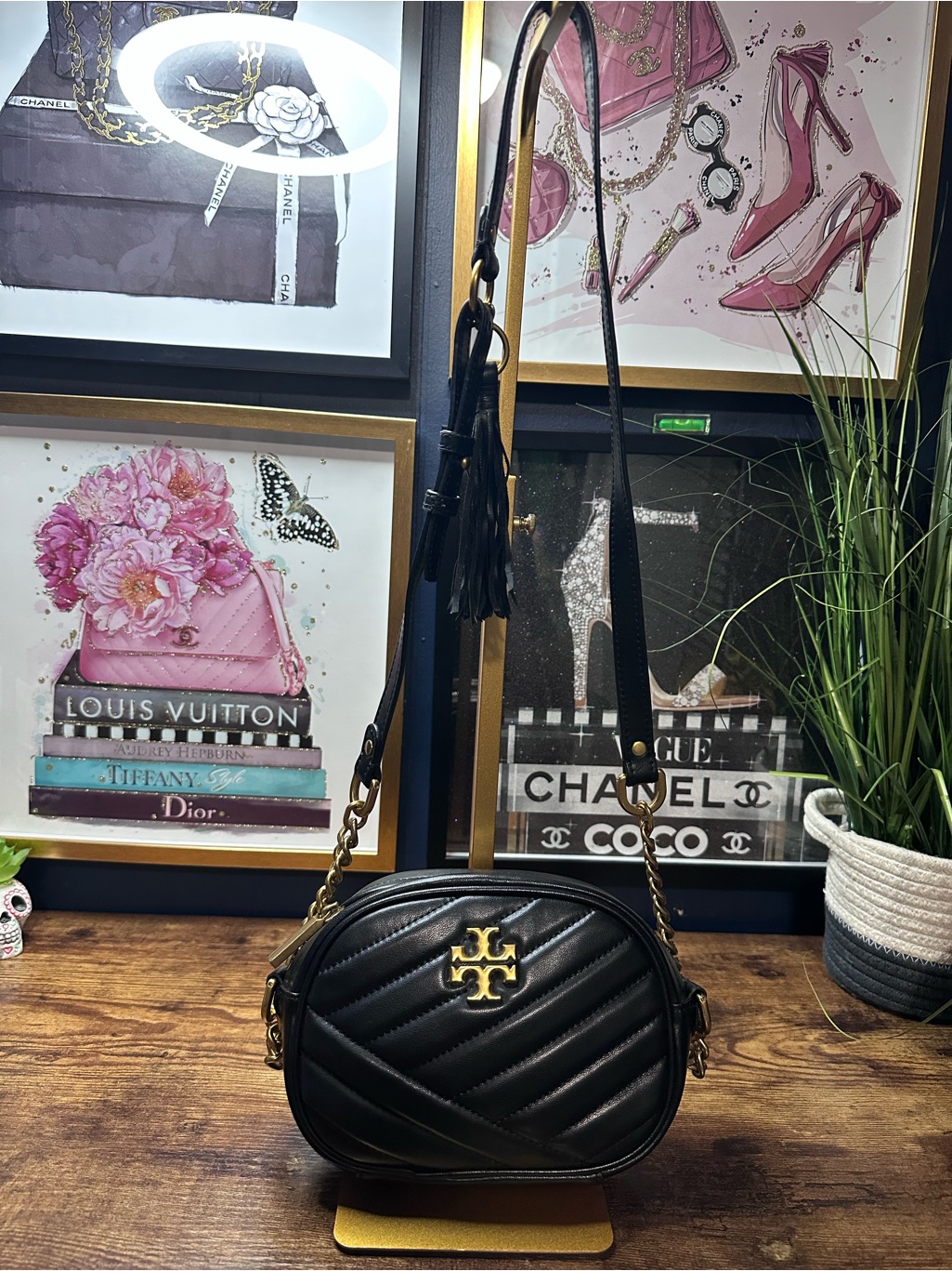 Tory Burch Kira Chevron Camera Bag Black Leather Crossbody